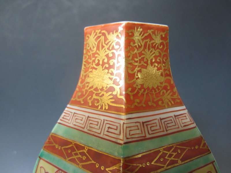 Kutani Ware Hexagonal Gourd Shaped Vase - Zentner Collection