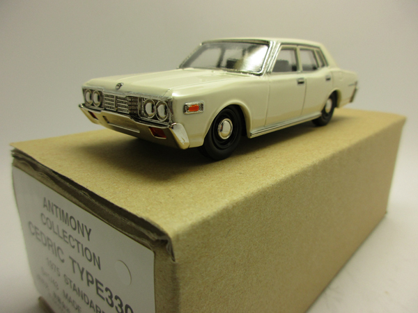 アンチモニーコレクション セドリック 330 スタンダード 白