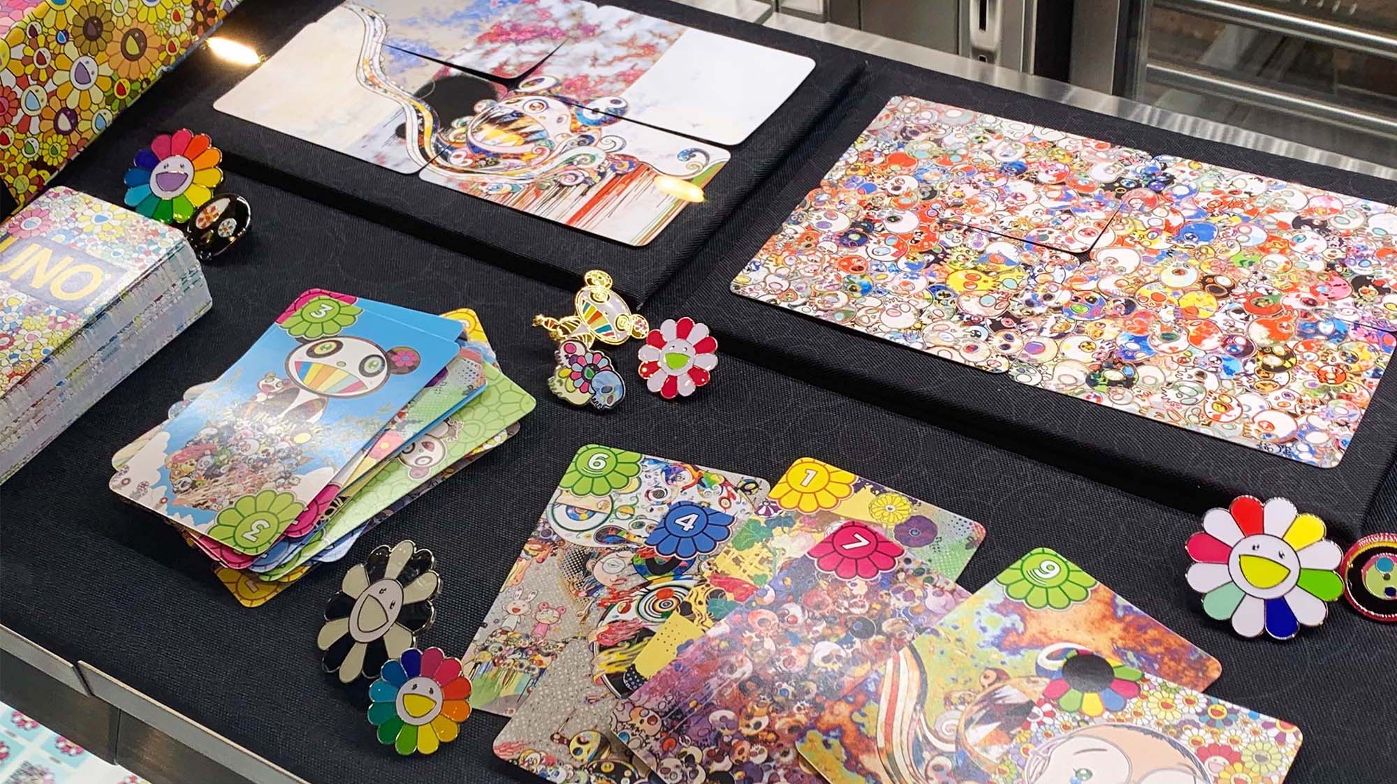 9月5日(月)よりWEBショップにて、村上隆コラボレーションUNOを販売