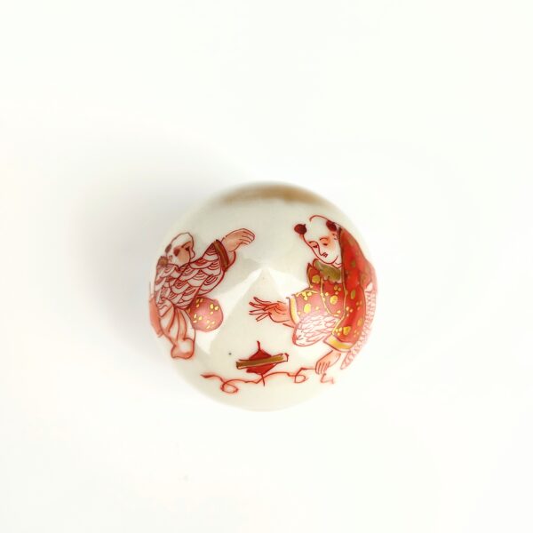 九谷焼 赤絵春画盃台付宝珠型盃 – 古美術西川