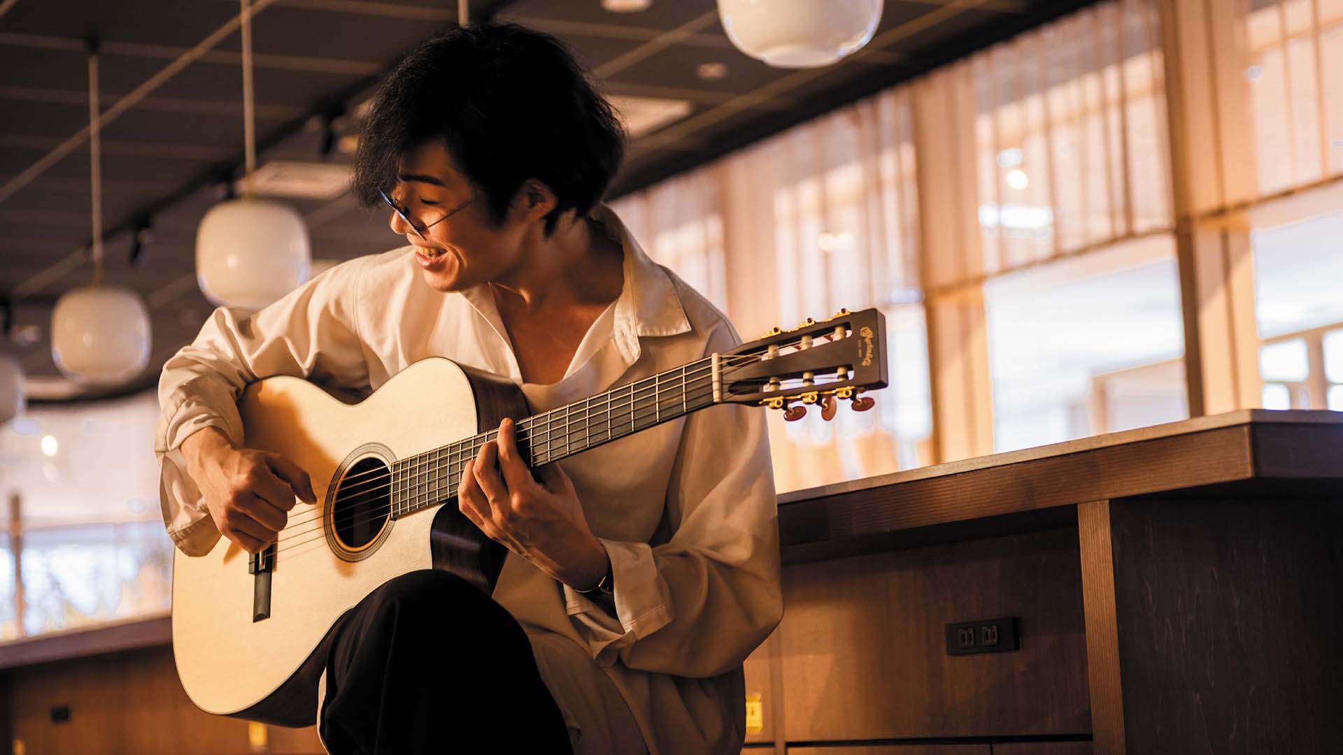 君島大空×Martin／000C12-16E Nylon｜部屋に置いておきたいガット