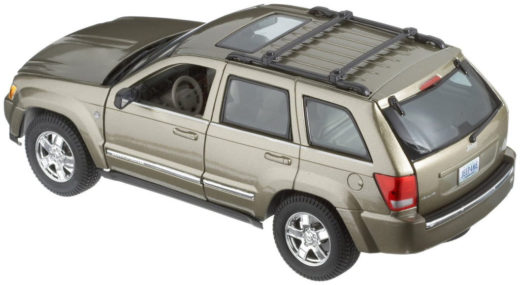 Maisto Khaki 2005 Jeep Grand Cherokee SUV 1/18 Scale Diecast Model