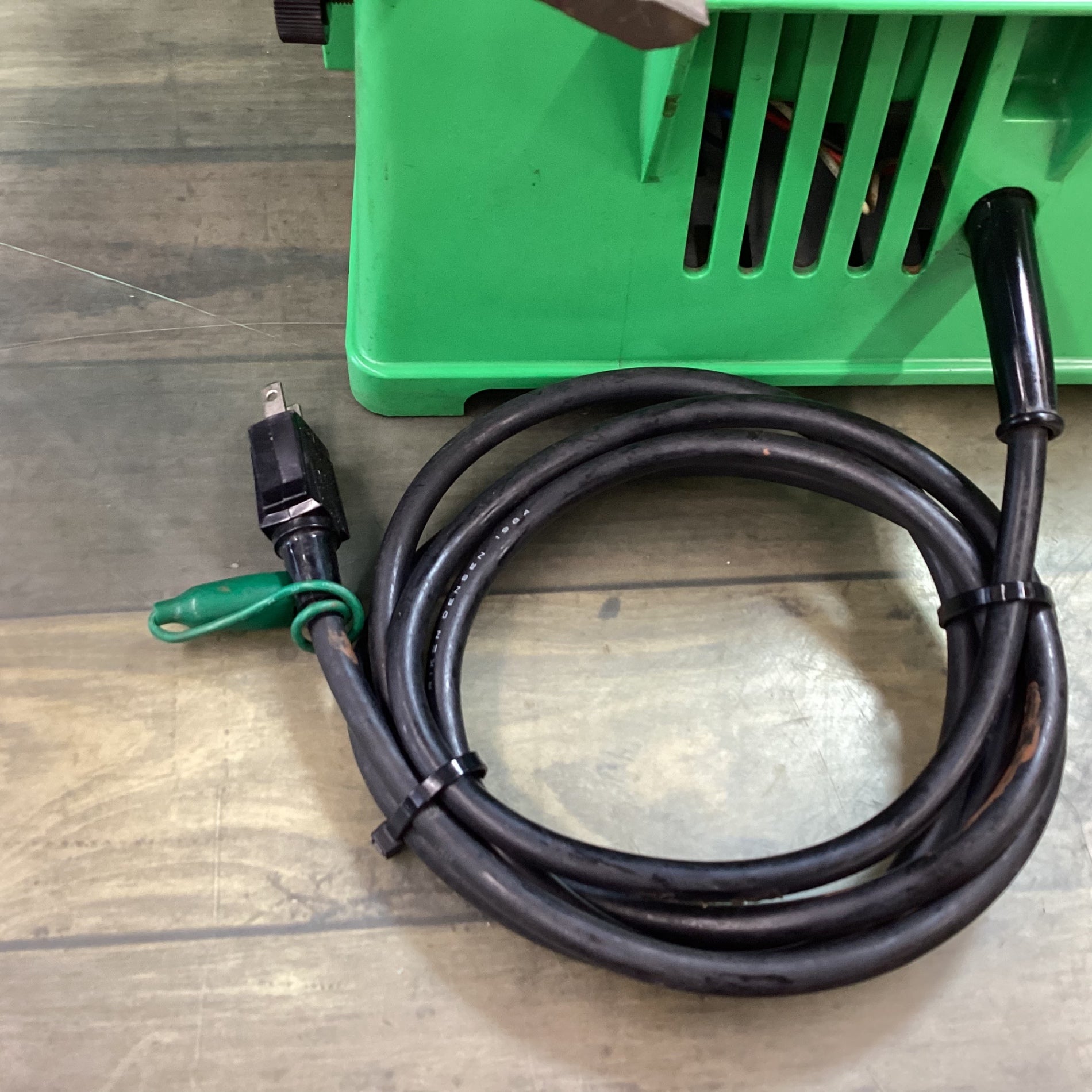 ハイコーキ(HIKOKI ※旧:日立工機) 刃物研磨機 GK21SA 【東大和店