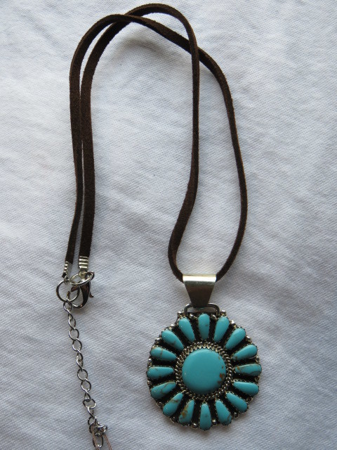 □インディアンジュエリー□NAVAJO族（ナバホ族）□ネックレストップ