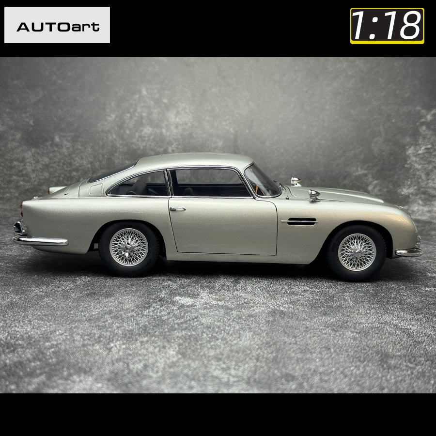 Autoart 1/18 FOR Aston Martin DB5 “Goldfinger” (Silver) ABS door