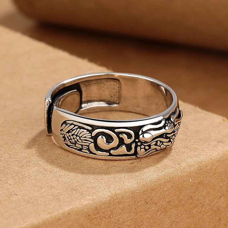 男性と女性のためのドラゴンパターンのリング,レトロなシルバーカラー