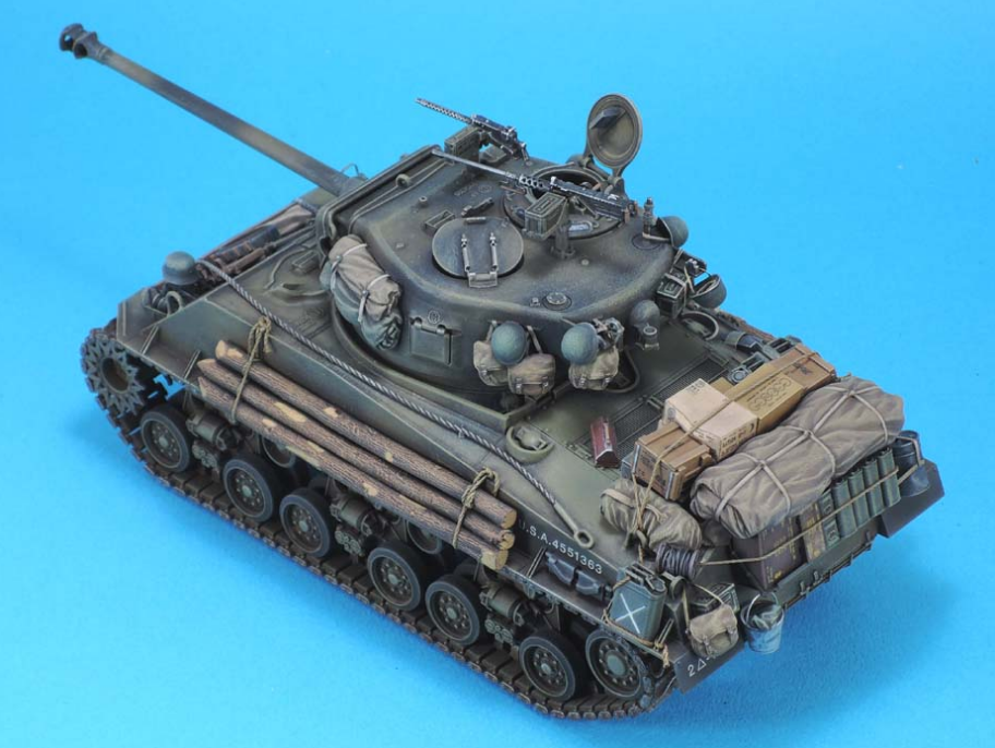 1/35樹脂モデルキットアメリカ激怒シャーマンタンク樹脂修正 (なし
