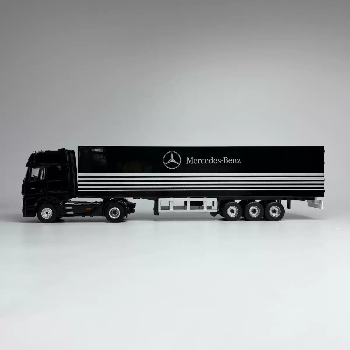 Diecast TimeMicro Perka TM 1:64 Scale Mercedes-Benz Actros Trailer