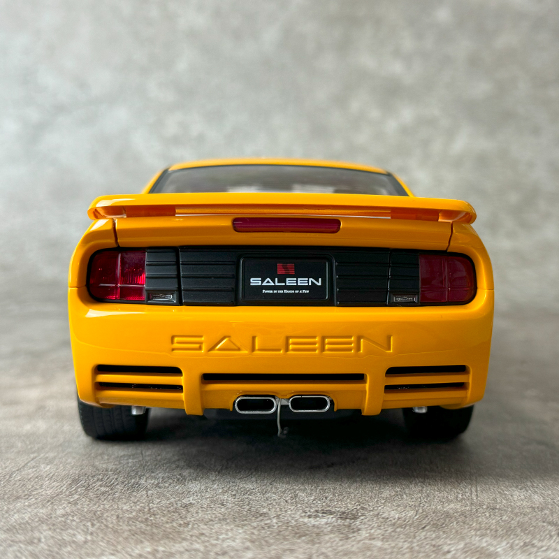 AUTOART 1/18 SALEEN MUSTANG S281 (ORNAGE) Sports car Car model