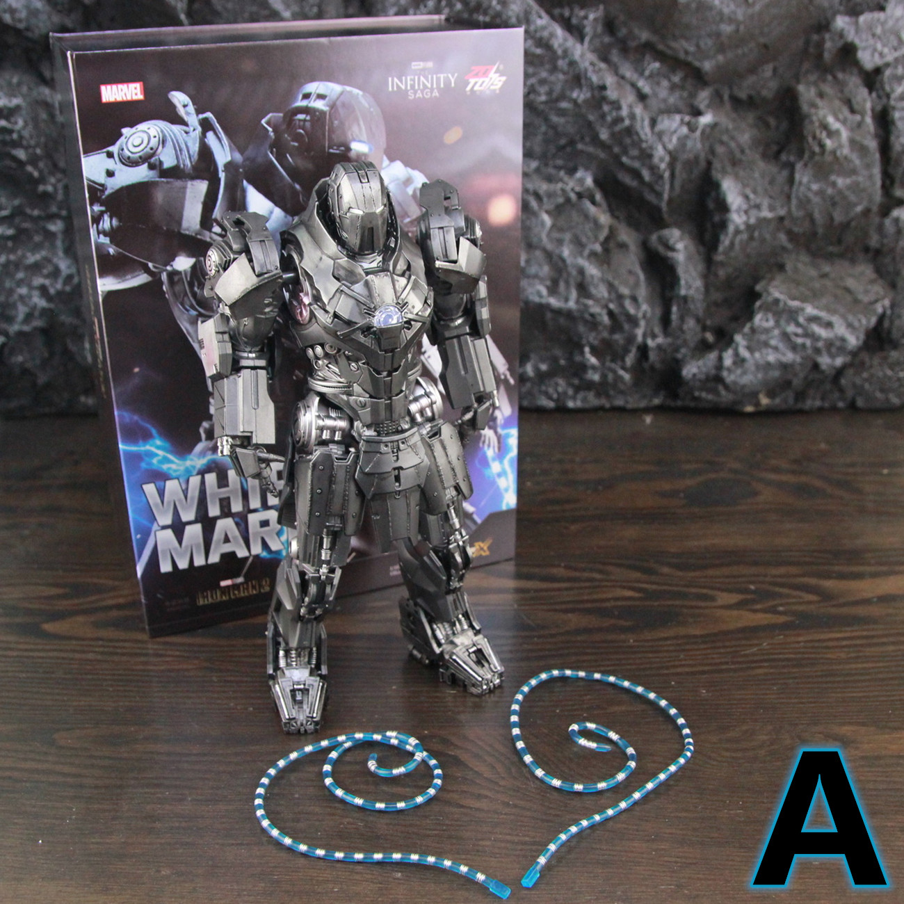 LEDライト付きアイアンマンアクションフィギュア,映画モデル,おもちゃ