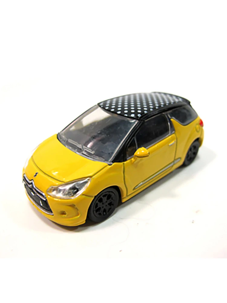 1:64 Scale CITROEN DS3 Rally Car Die-cast Alloy Car Model