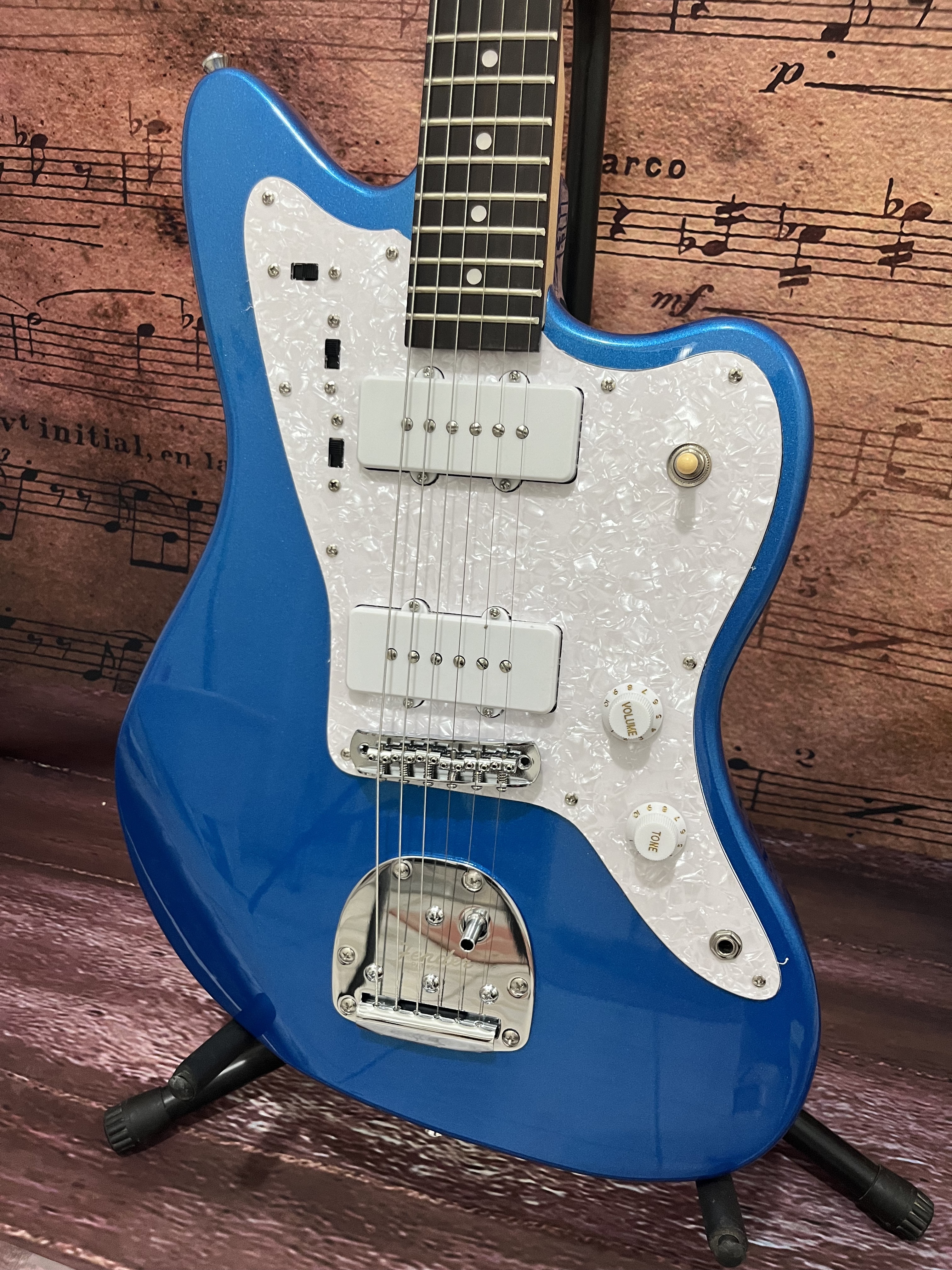 女の子のためのジャズマスターエレキギター,青い色,6弦,工場で