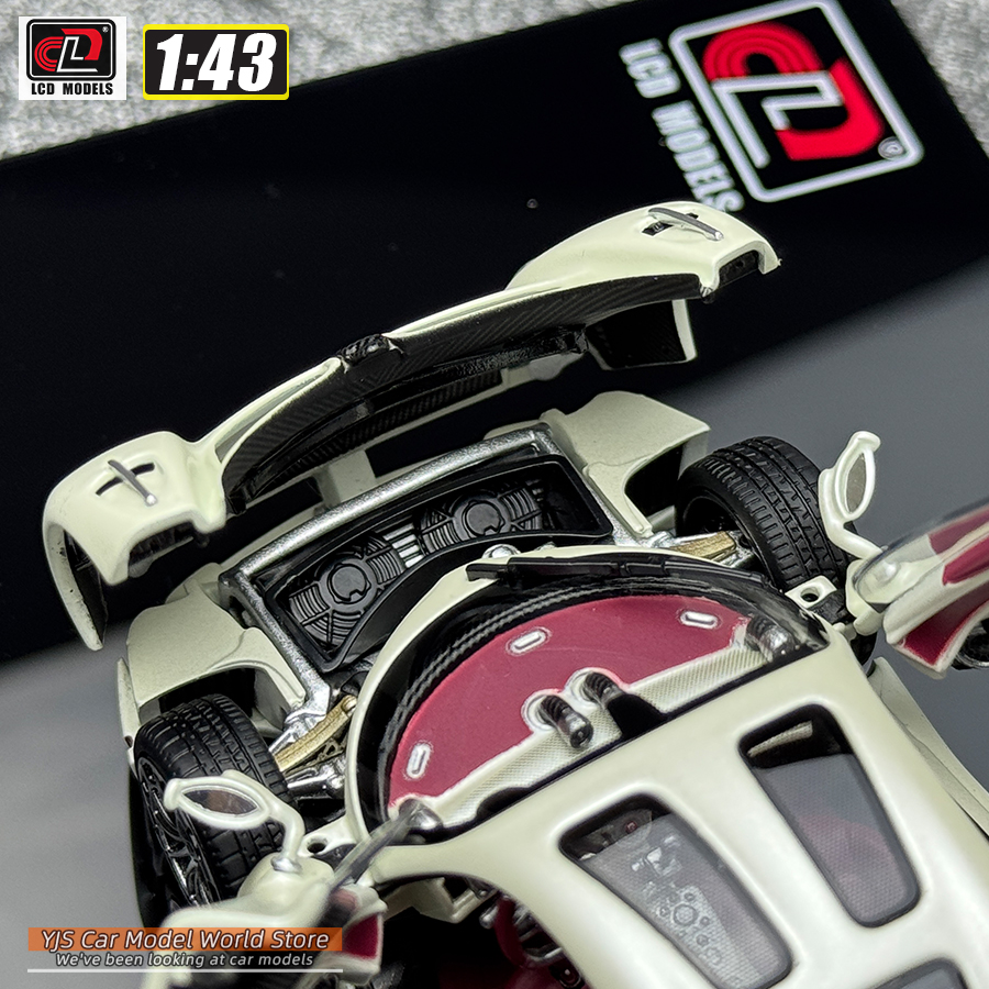 LCDモデル 1/43スケール パガーニ・ウトピア 合金製 フルオープンカー