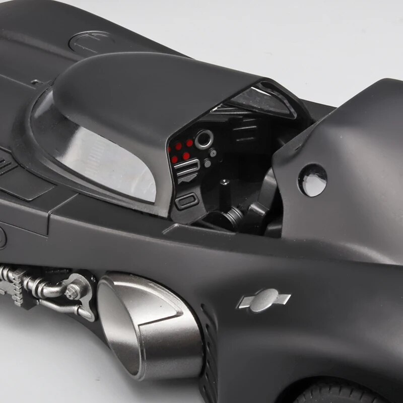 1:18 1989バットモービルダイキャストカー、バットマンフィギュア