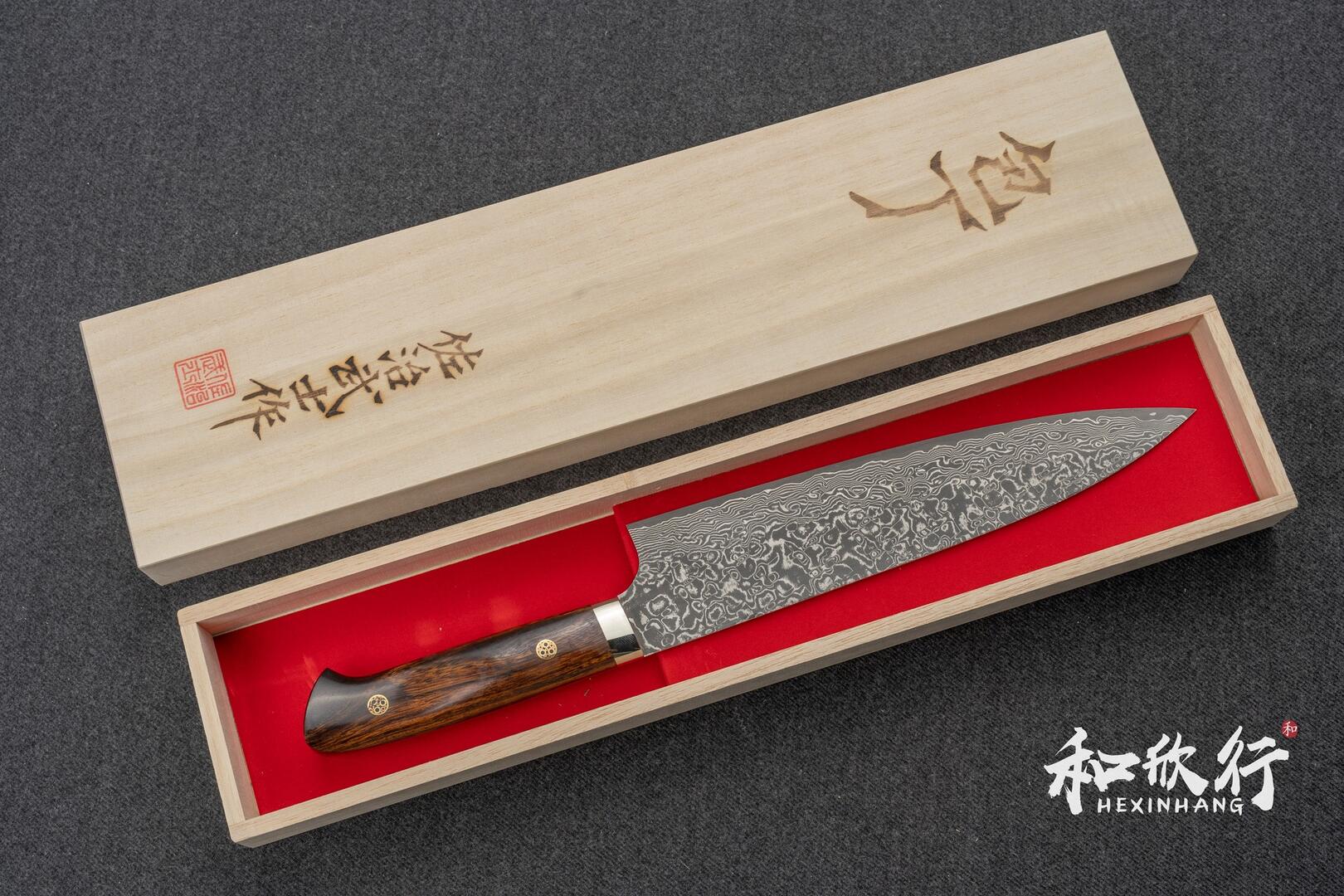 佐治作Takeshi Saji｜粉末鋼R2 黑染大馬士革牛刀210mm｜沙漠鐵木柄・附