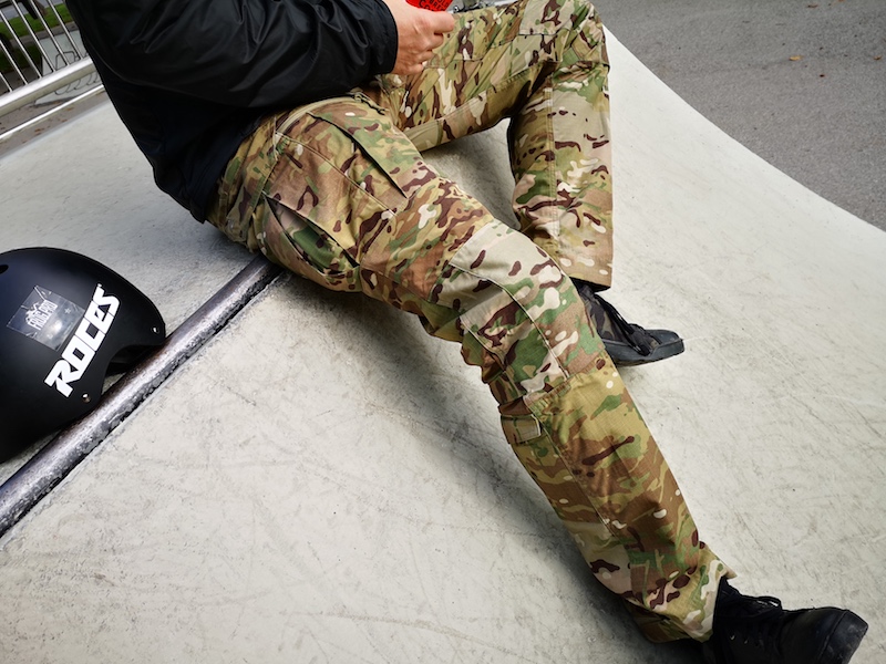 REVIEW: DIRECT ACTION Vanguard Einsatzhose Note: The text is in