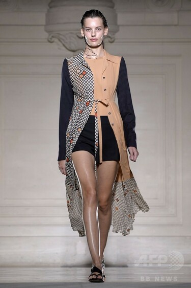 日本のファブリックと柄を多用、「メゾン マルタン マルジェラ」15年春