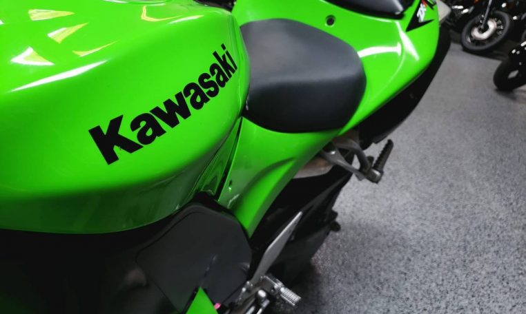 2007 Kawasaki Ninja ZX10R - AK Motors