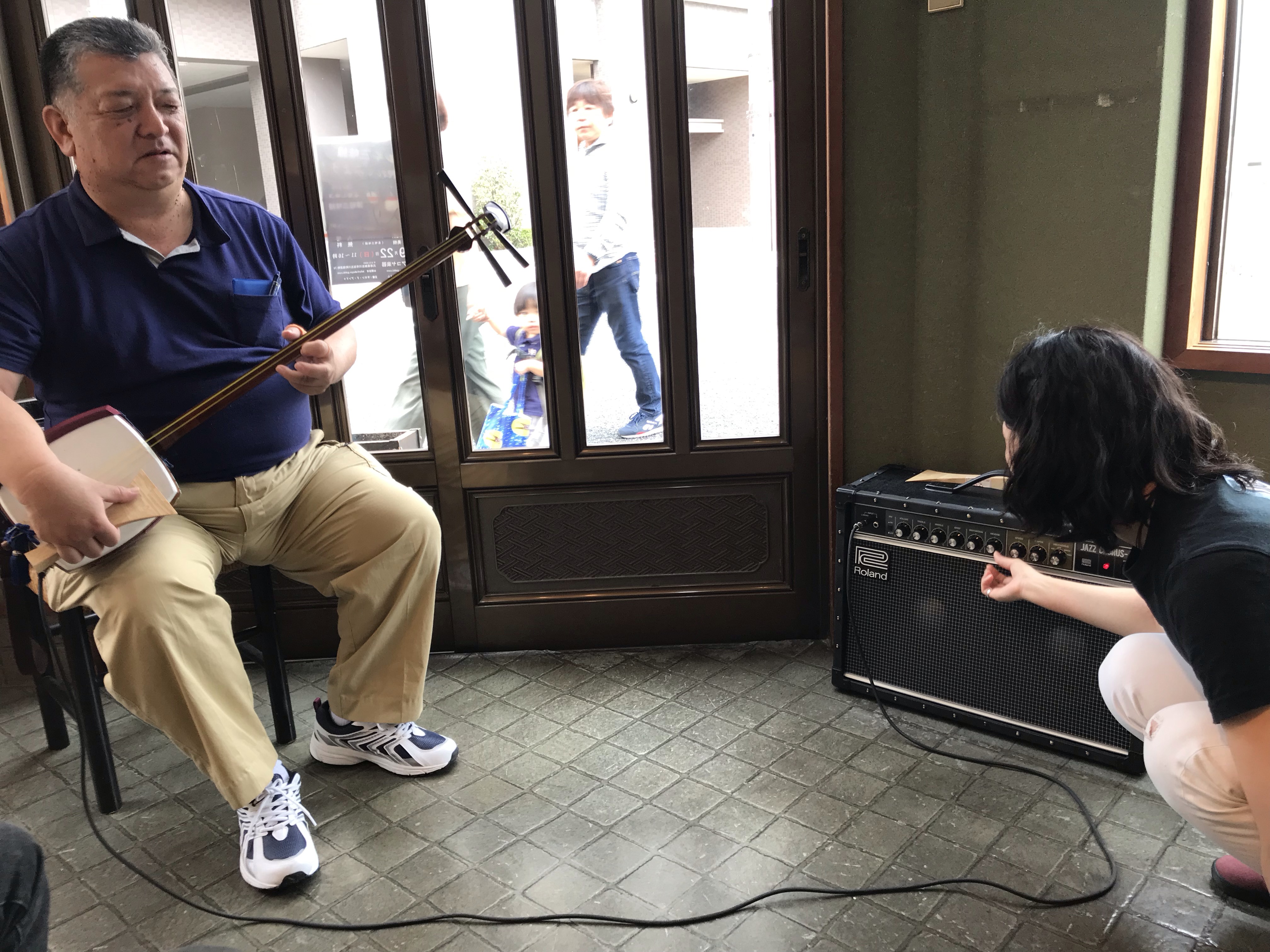 エレキ三味線にふれてみよう！ | 兵庫県加古川の和楽器店アコヤ楽器