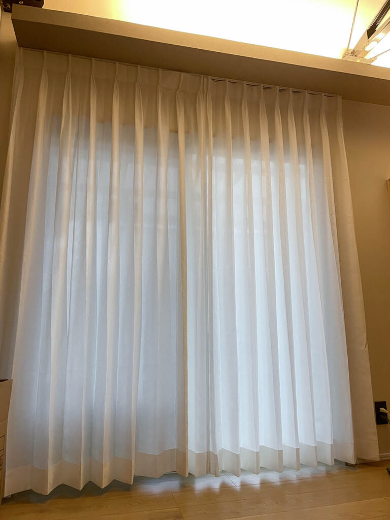 夜も外からほとんど透けることなくばっちりです！ - あかりラボ