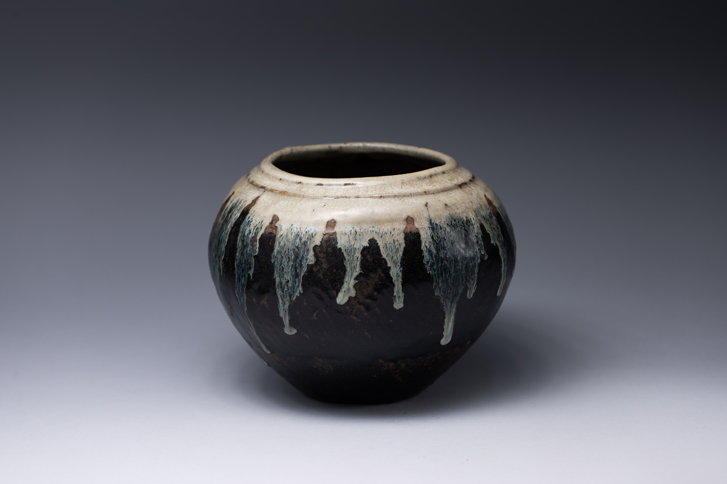 赤坂游ギャラリー｜朝鮮唐津壺(水指) Joseon Karatsu Jar