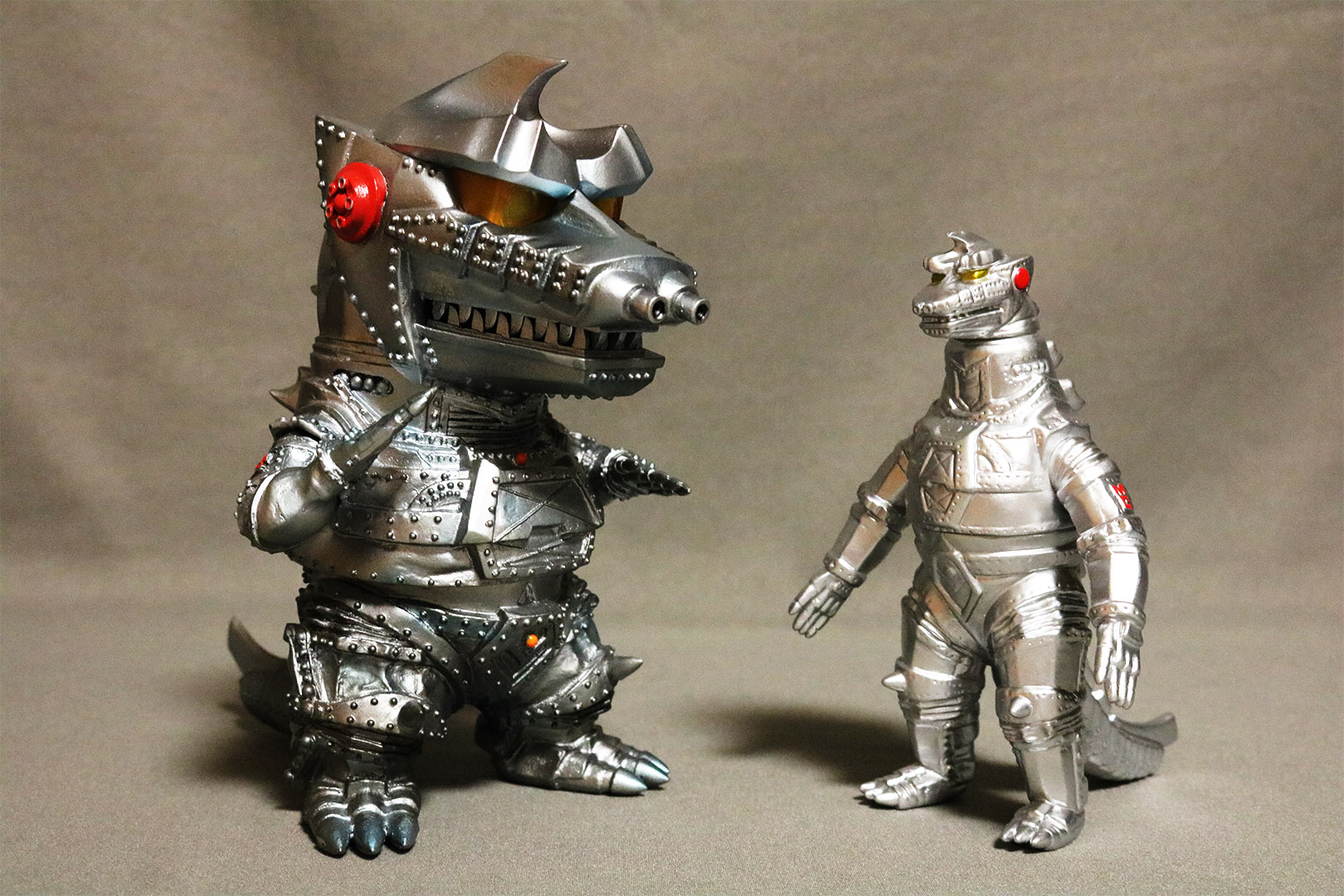 ソフビ】デフォリアル メカゴジラ(1974) レビュー | Cacko's 明石区