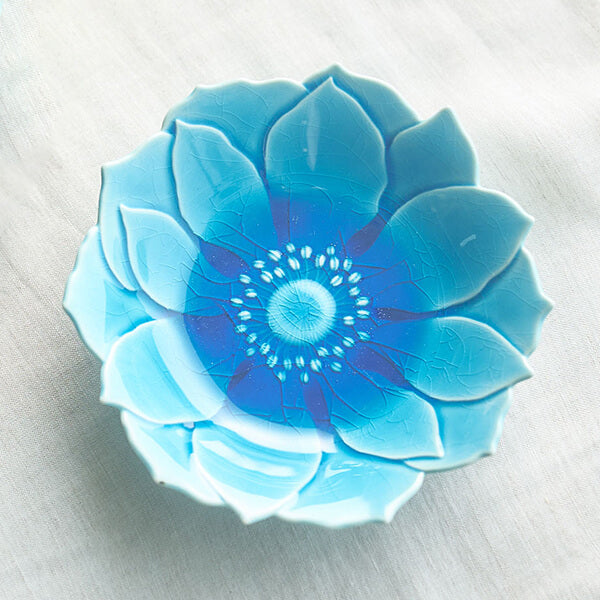 形 アネモネ皿 M 16cm | aito製作所 | 美濃焼・瀬戸焼を中心とした和