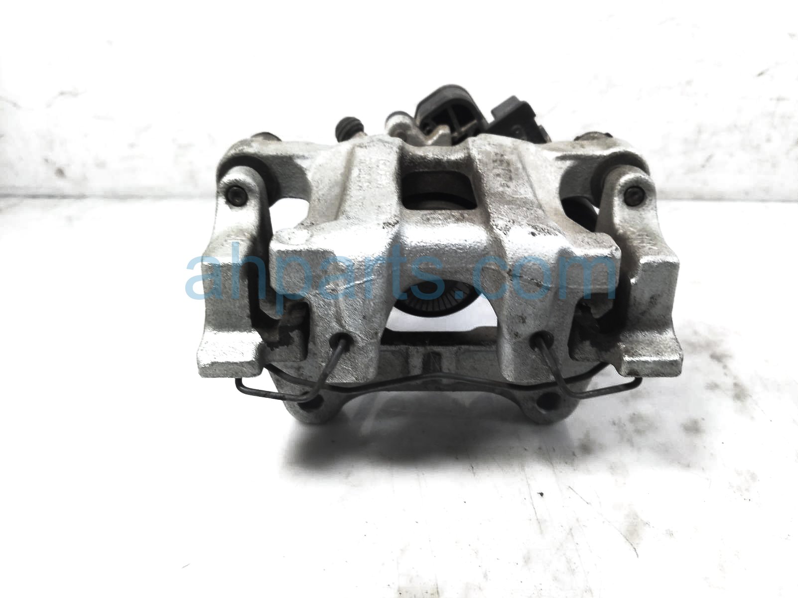 Sold 2021 Mazda Cx-30 Rear Passenger Brake Caliper DGY6-26-61X