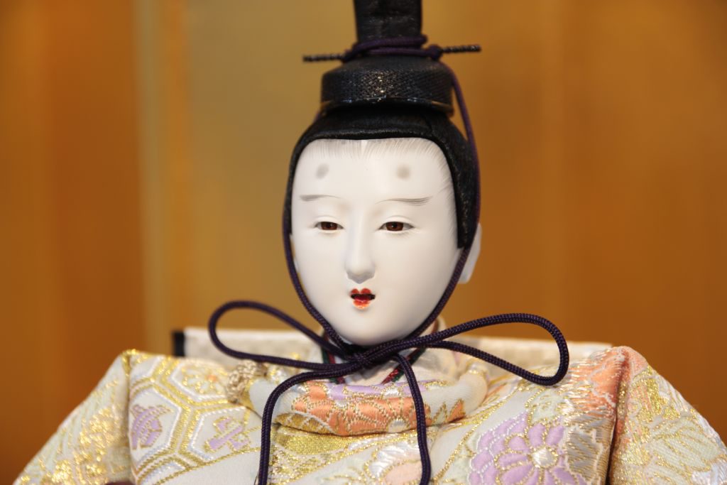 ひな人形 七段飾り 15人揃いすべて希少な桐塑頭 西陣織金襴 高級