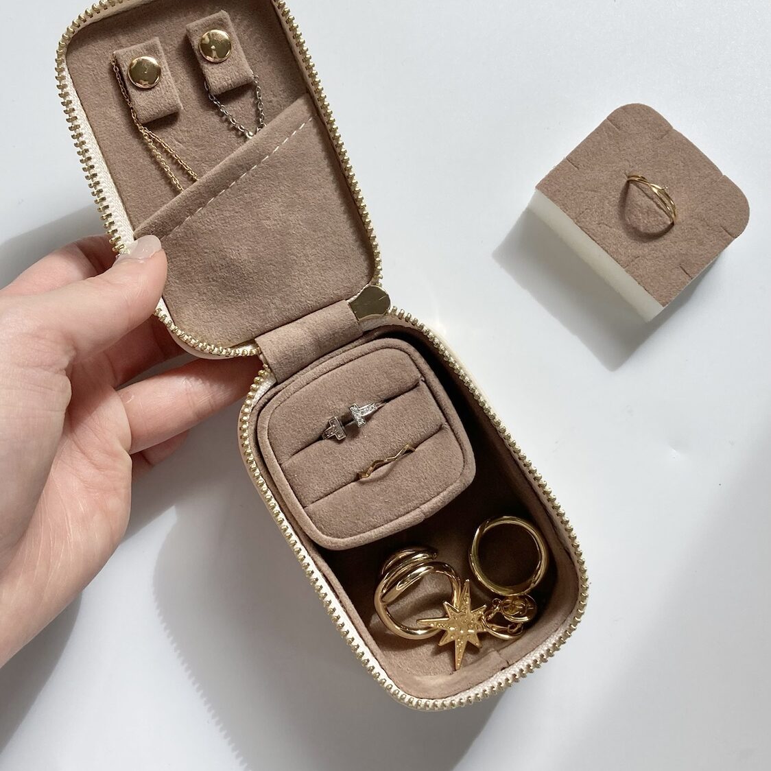 レビュー】新発売！4℃のジュエリーポーチがギフトにおすすめ