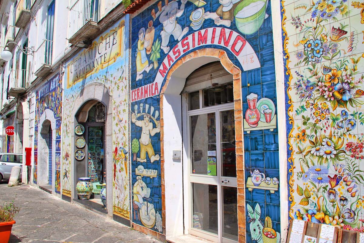 陶器の町ヴィエトリ・スル・マーレ | アーモイタリア