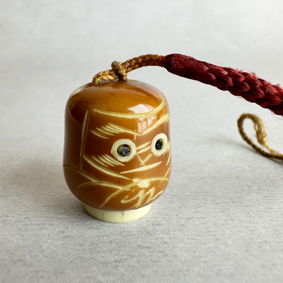 古美術 雨蛙からくり根付 目が飛び出る カエルの守り内蔵