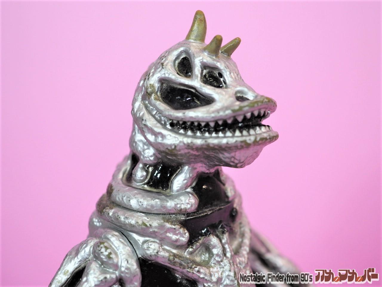 ウルトラ怪獣シリーズ バンダイ 1983年製 亡霊怪獣 シーボーズ 黒色