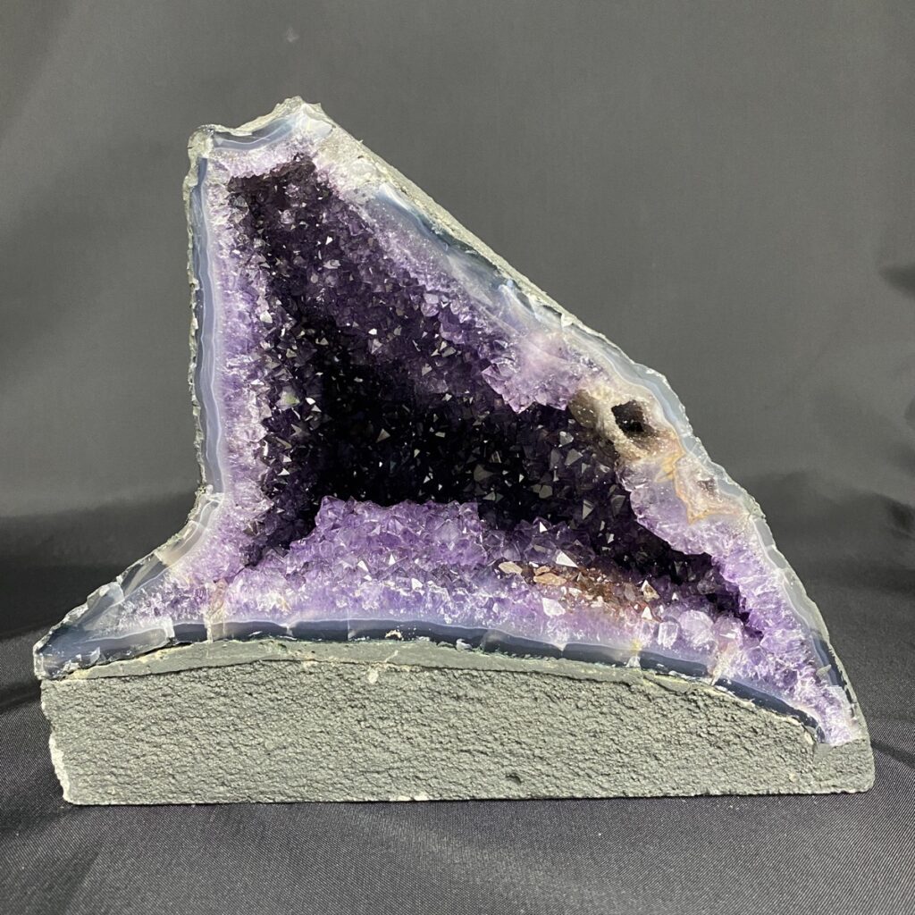 アメジストドーム | 天然石みかど