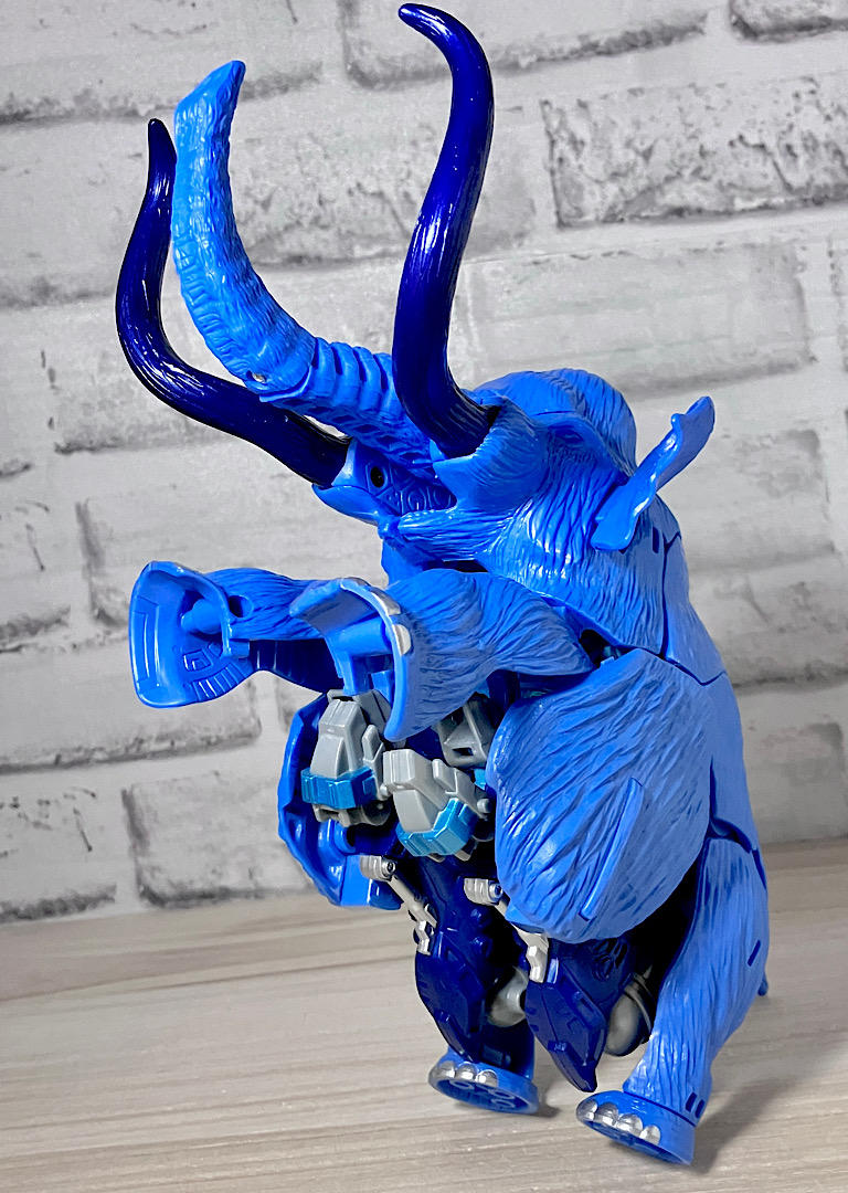 トランスフォーマーレジェンズ LG-EXブルービッグコンボイ レビュー