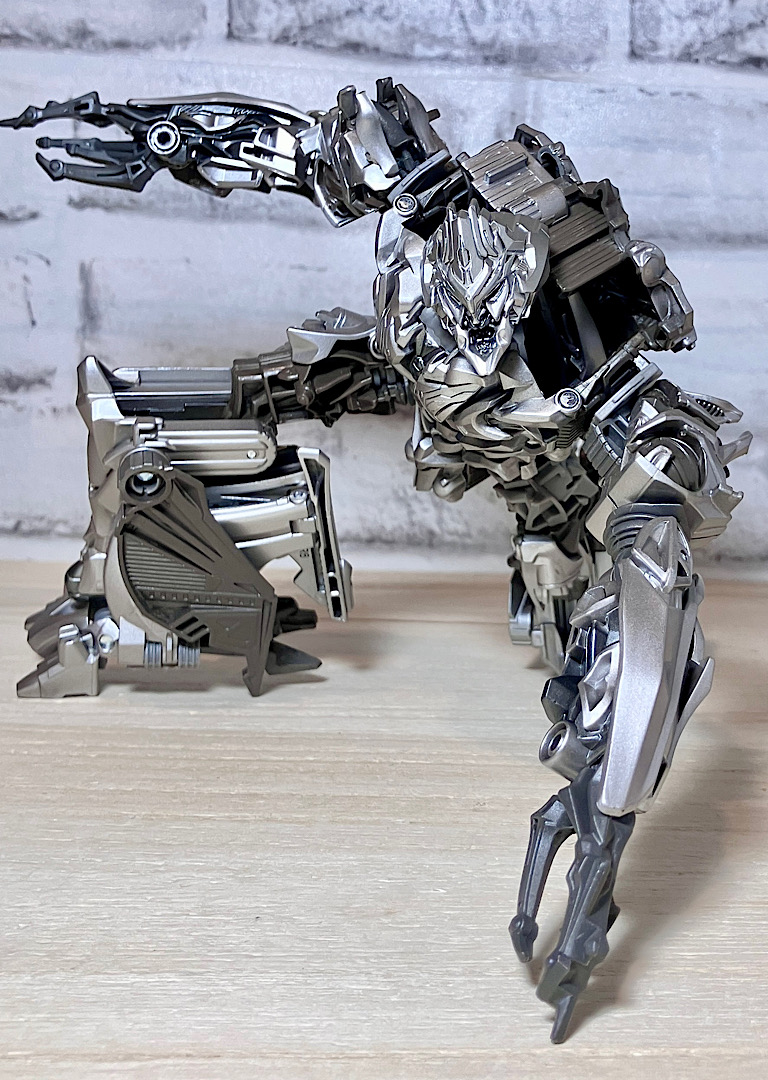 トランスフォーマースタジオシリーズ SS-46 メガトロン レビュー | Aoi