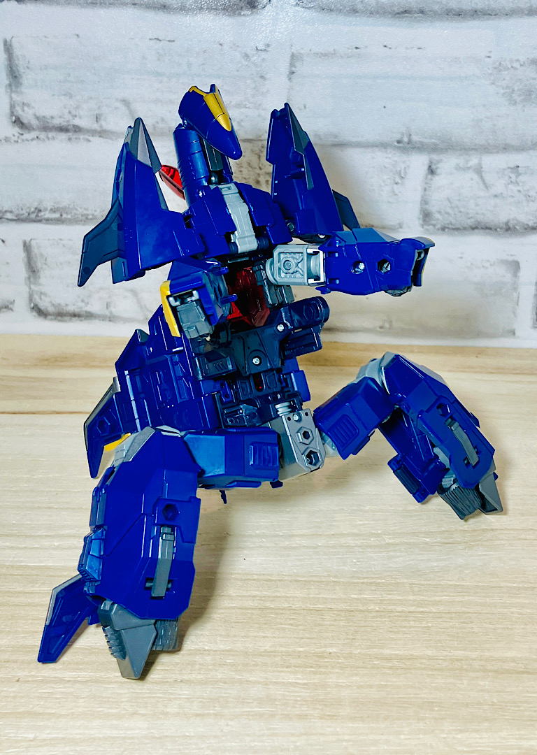 トランスフォーマーレガシーエヴォリューション TL-57 ドレッド