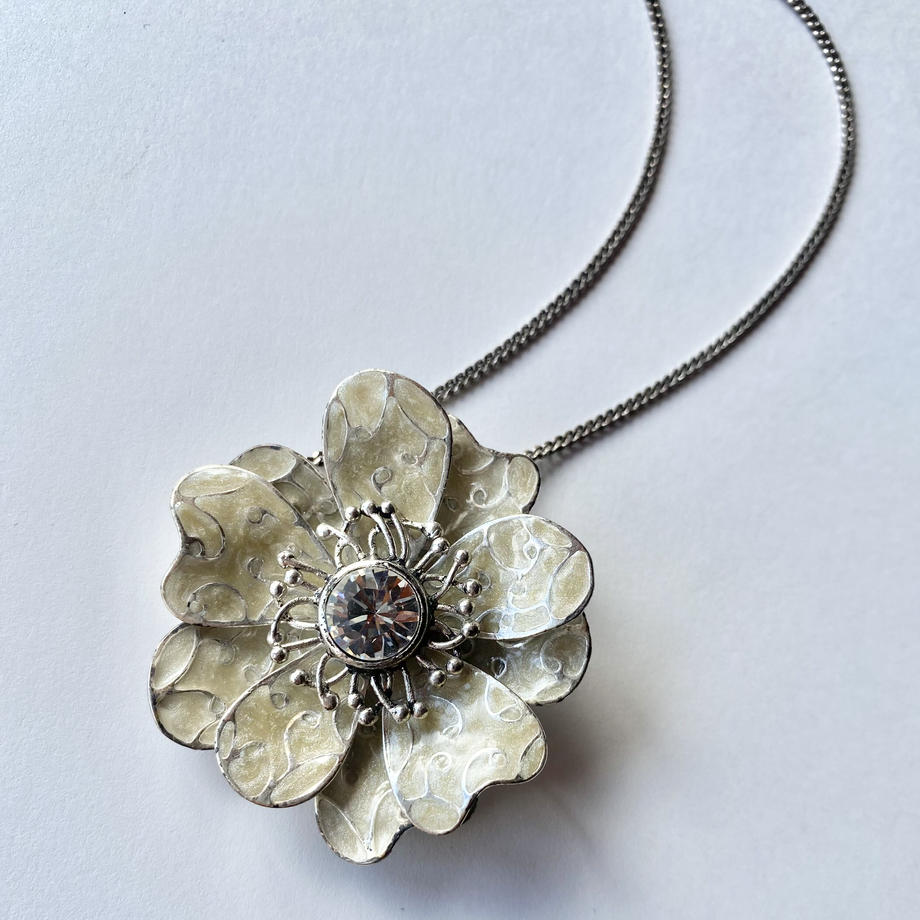 デンマークヴィンテージ PILGRIM フラワー ヴィンテージネックレス