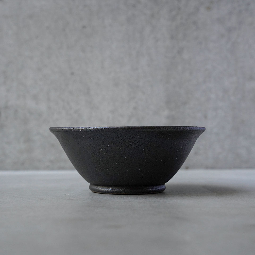冨本 大輔 黒すり鉢（7寸） - アメノイエ