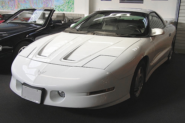 ポンティアック ファイヤーバードトランザム ラムエア WS6 (PONTIAC