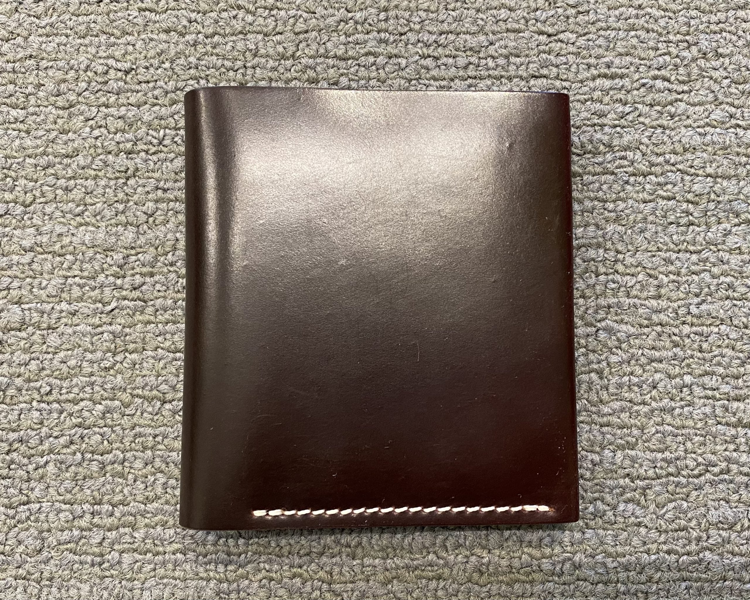 LG 7008 - Alden Color 8 Shell Cordovan Wallet – ALDEN SHOES