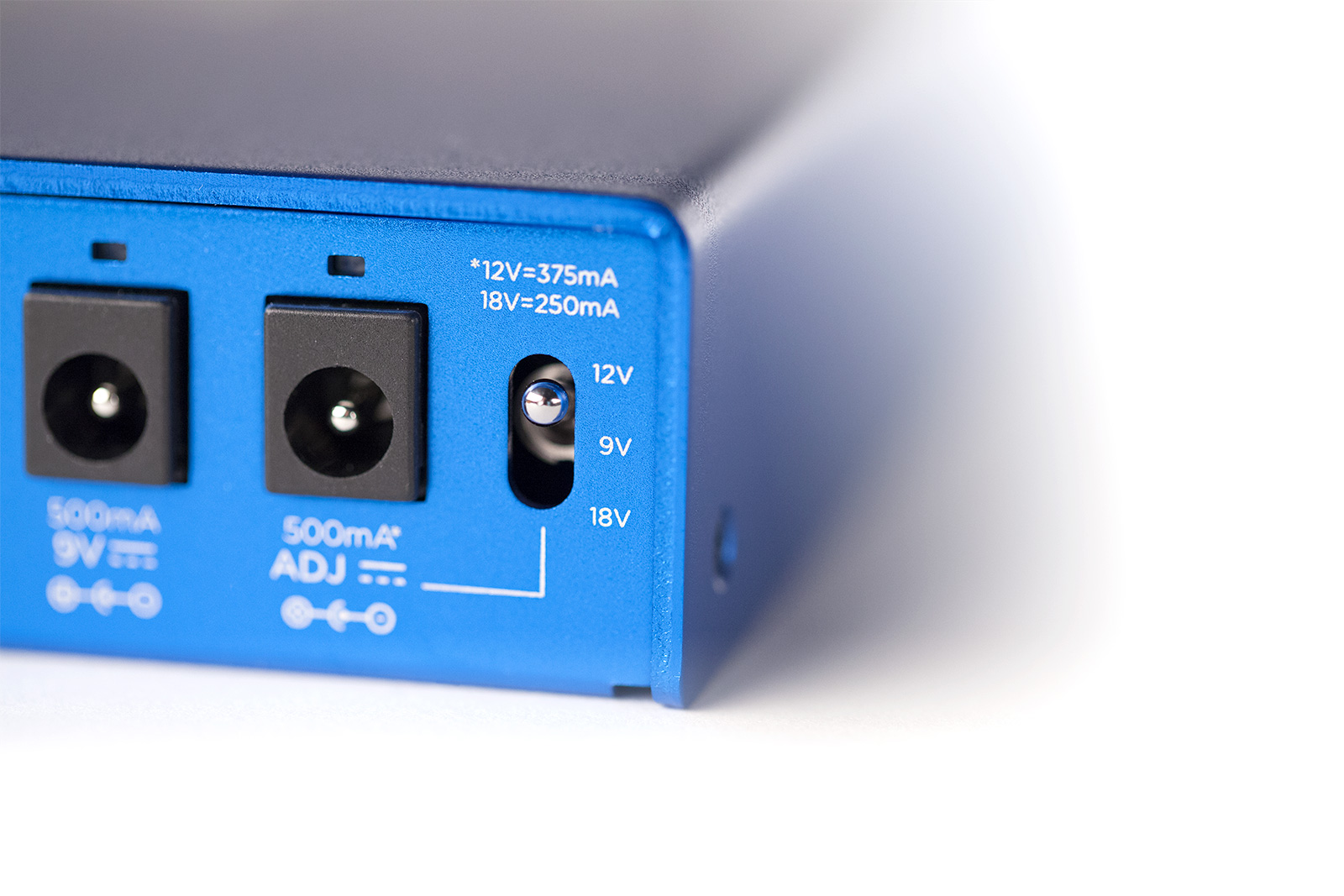 strymon | Zuma R300 | ハイ・パワーサプライ・ユニット | 製品情報