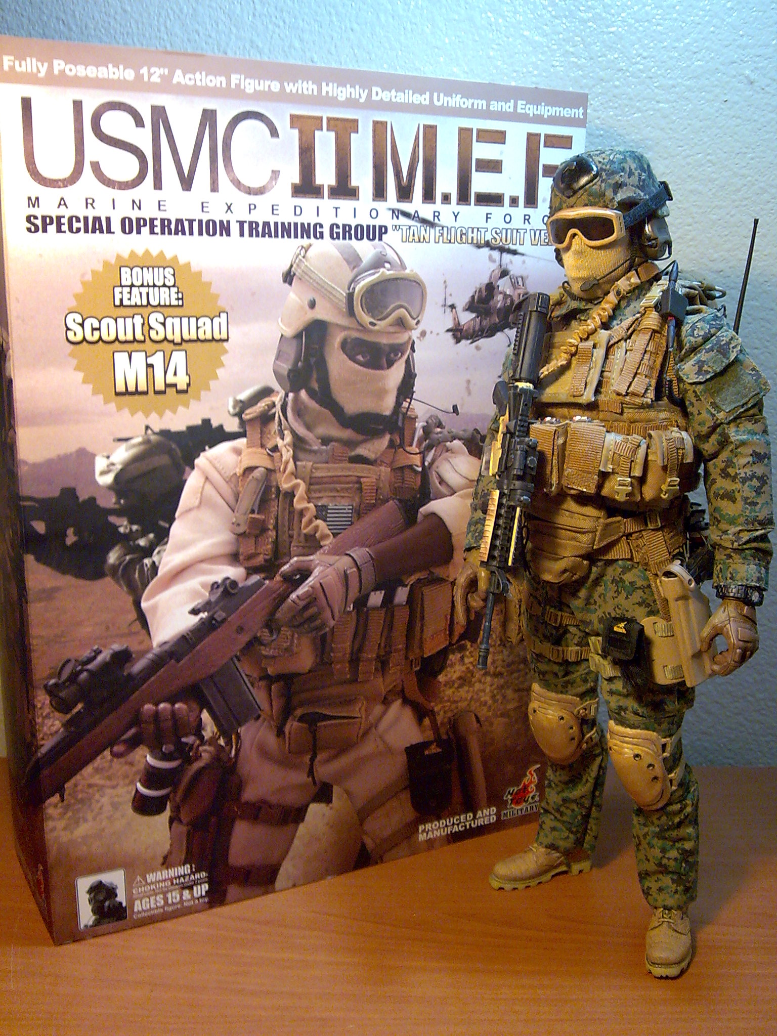 HOT TOYS USMC II MEF – MARPAT – AL'sToys