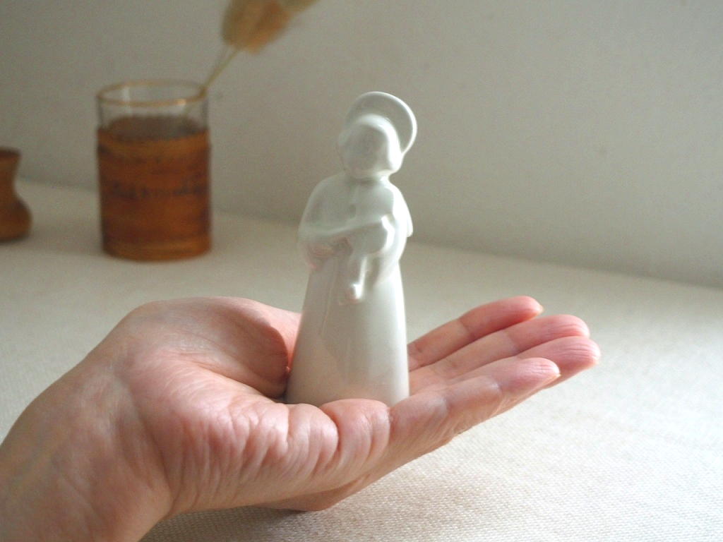 Royal Copenhagen ロイヤル・コペンハーゲン 陶器の天使の置物