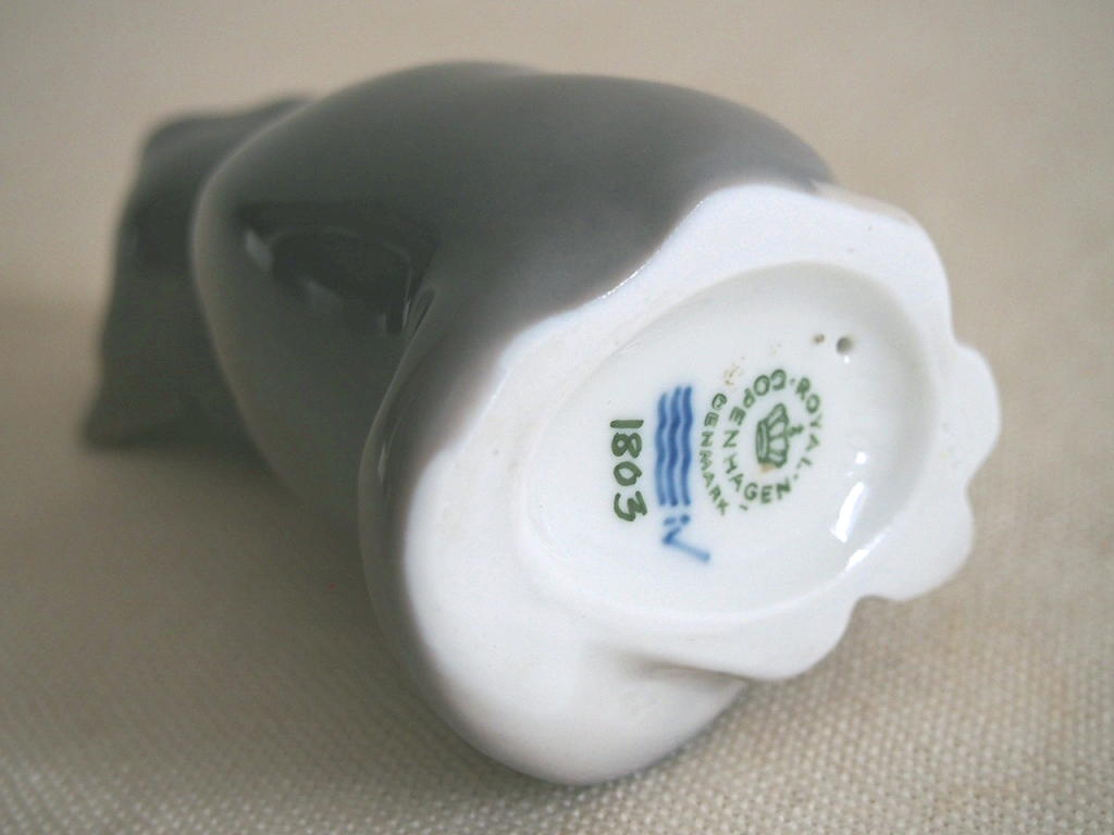 北欧ヴィンテージ Royal Copenhagen ロイヤルコペンハーゲン 陶器の猫