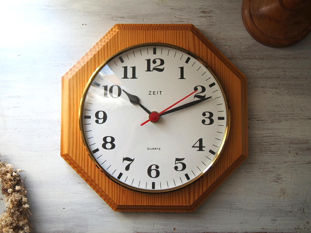ドイツ ZEIT社製 八角形ヴィンテージ壁掛け時計｜木製×ガラスドーム