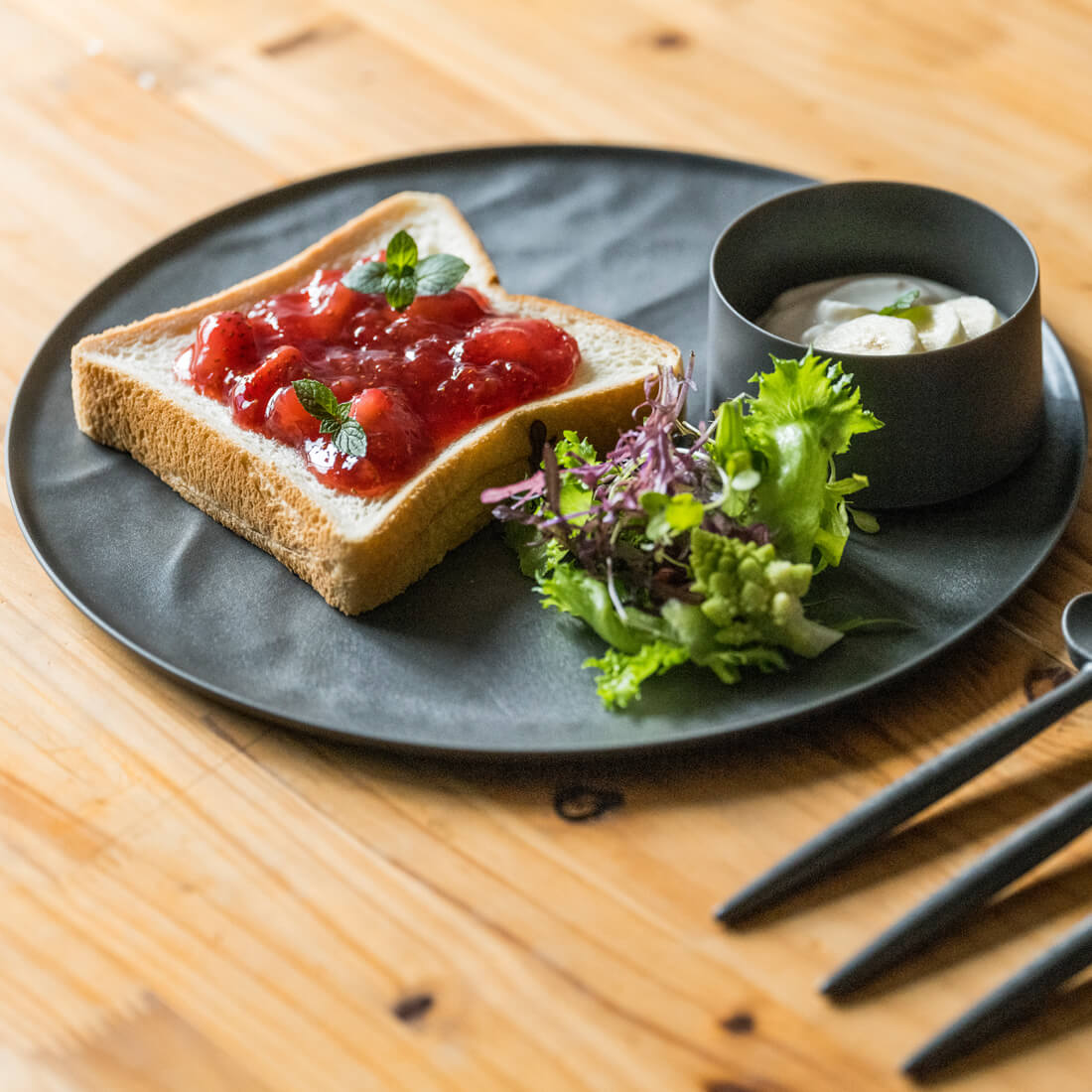 ARAS / 【ディナーセット】大皿ウエーブ ピンクグレー×2 フォーク×2