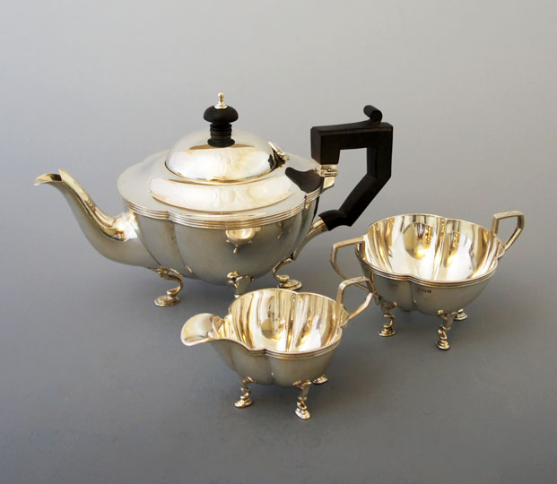 イギリス：バーミンガム「ティーポット 3点セット」《アンティックかとう》