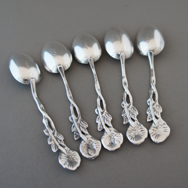 スウェーデン「薔薇装飾 コーヒースプーン 5本セット」《アンティック
