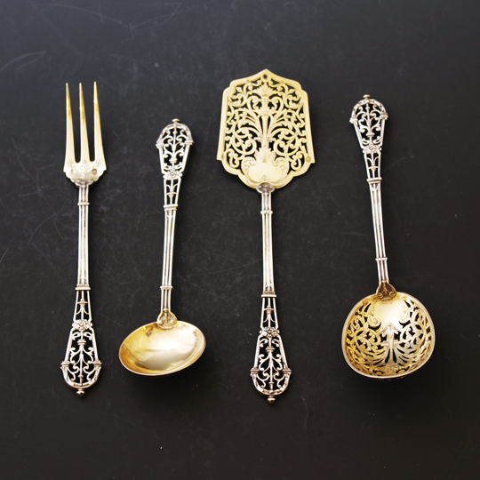 ピュイフォルカ「Emile Puiforcat サーバーセット」《アンティックかとう》